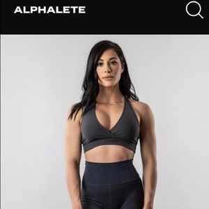 Alphalete bra size medium